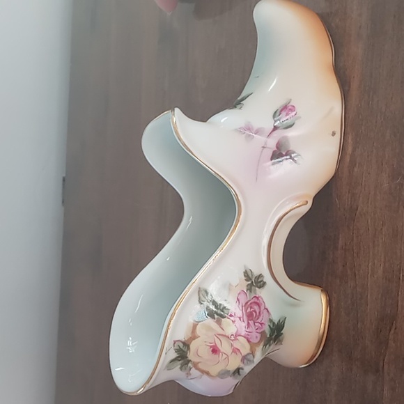 A.A. Importing Company from Japan Vintage Porcelain Flowered Shoes - Picture 10 of 12